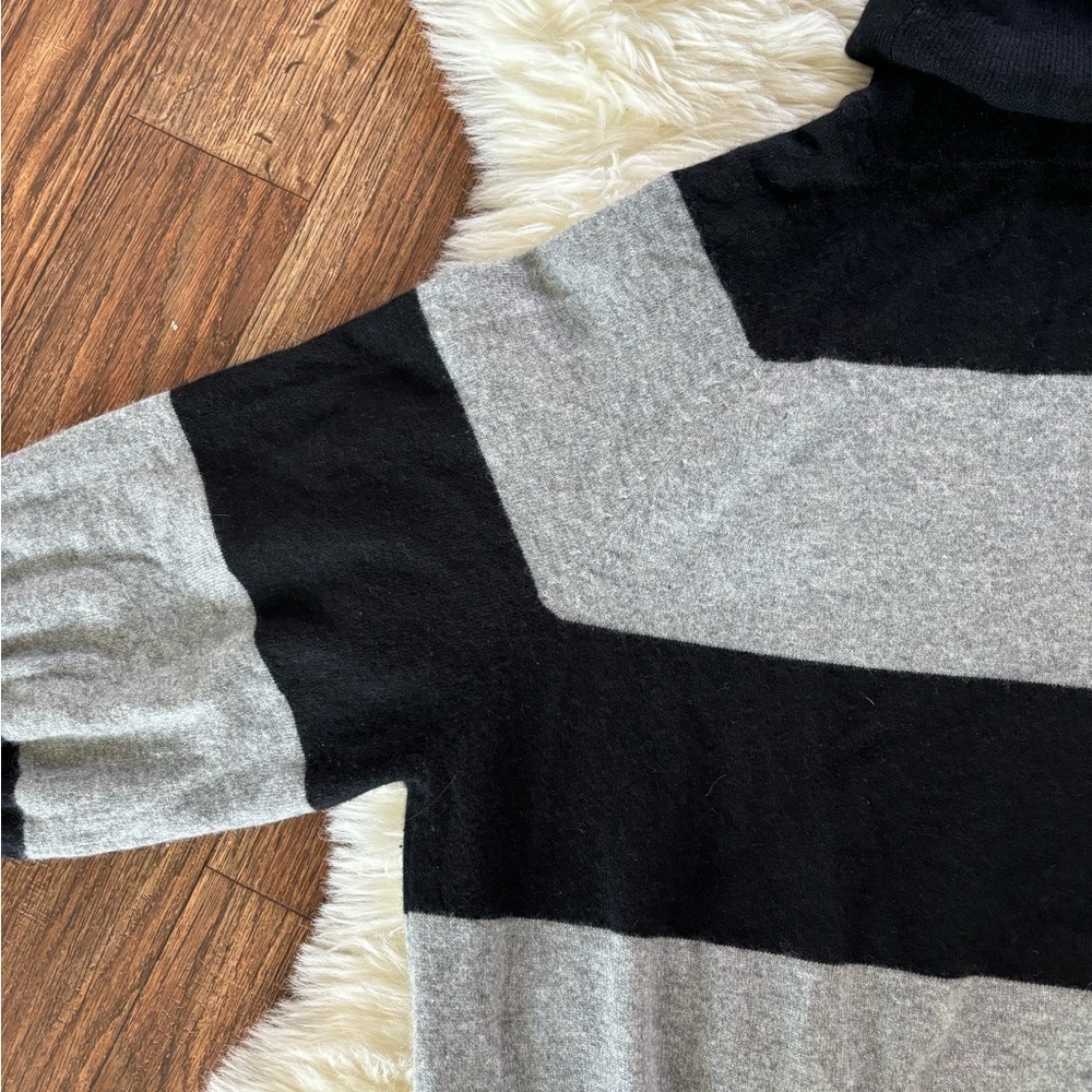 Women's Black and Gray Striped Sweater - Picture 8 of 10